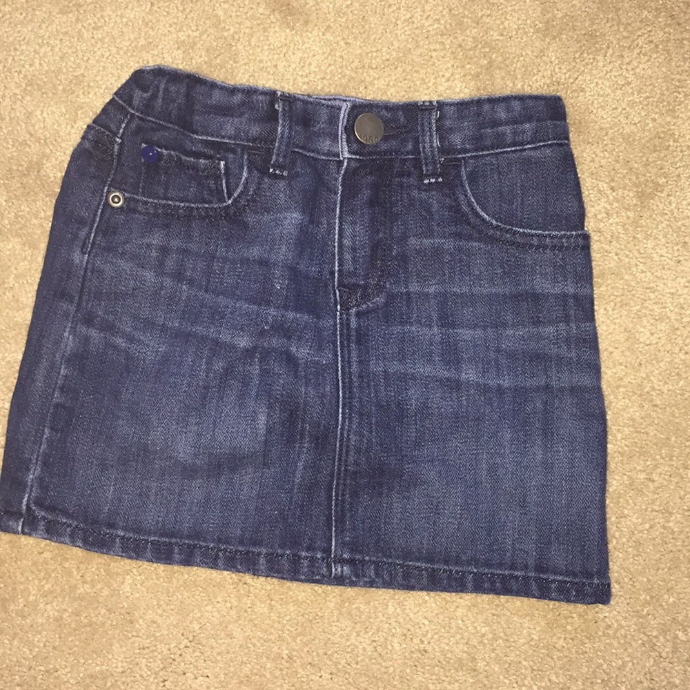 Girls skirt